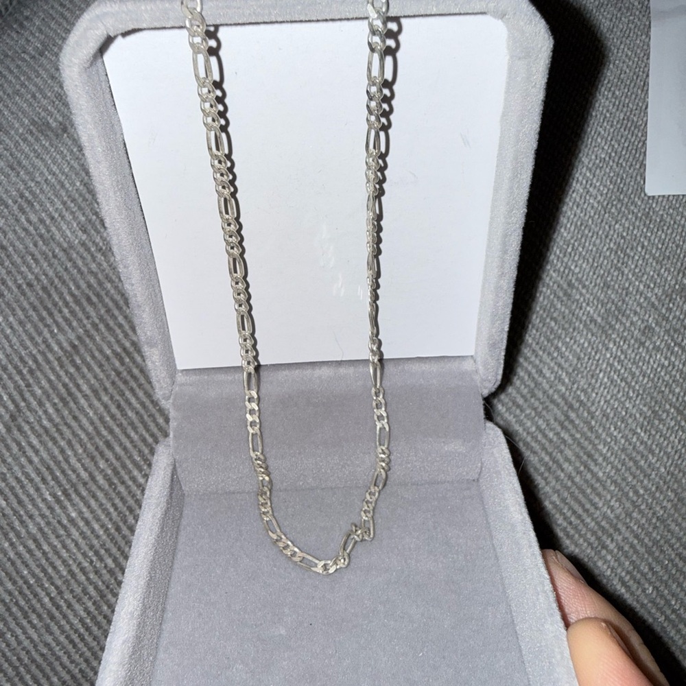 Elegant Silver Chain Necklace